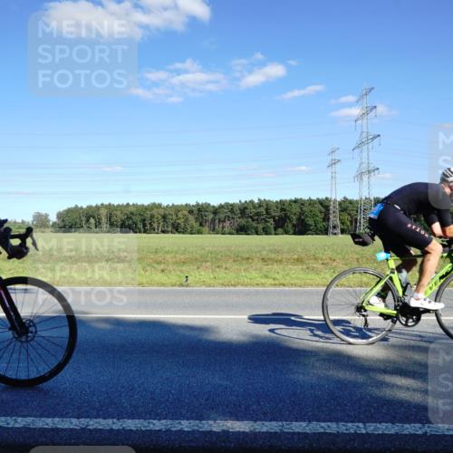07.09.2025 - 19. Norderstedt Triathlon Michael Burmester http://msf.ph/oto/8851600 07.09.2025 15:44:17 Radfahren 866, 884, 936, 1495 meine-sportfotos.de