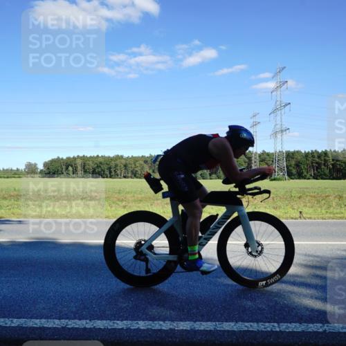 07.09.2025 - 19. Norderstedt Triathlon Michael Burmester http://msf.ph/oto/8851605 07.09.2025 15:44:20 Radfahren 383, 542, 866, 884, 936, 1495 meine-sportfotos.de