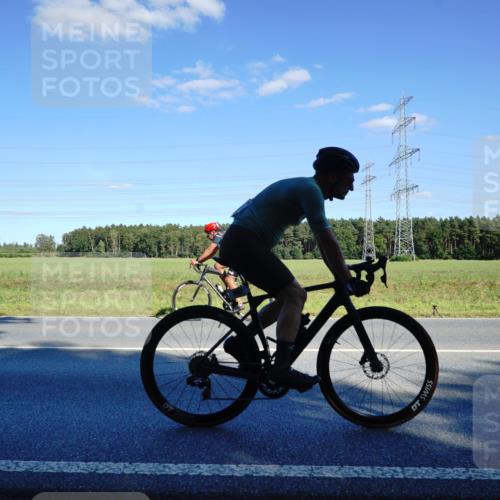 07.09.2025 - 19. Norderstedt Triathlon Michael Burmester http://msf.ph/oto/8851624 07.09.2025 15:44:30 Radfahren 492, 945, 1512 meine-sportfotos.de