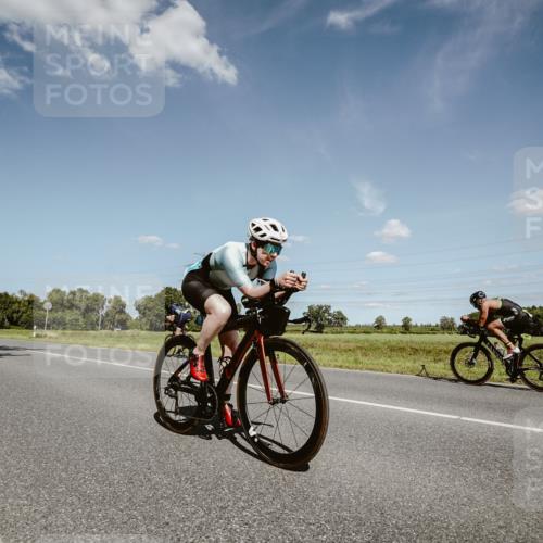 07.09.2025 - 19. Norderstedt Triathlon Michael Burmester http://msf.ph/oto/8851630 07.09.2025 14:27:37 Radfahren 379, 428, 460, 905 meine-sportfotos.de