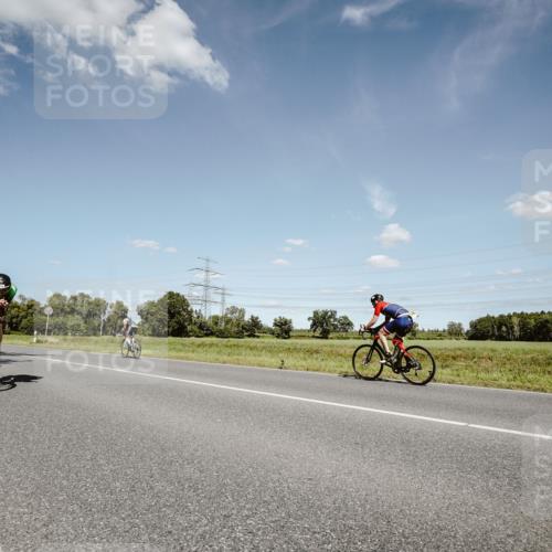 07.09.2025 - 19. Norderstedt Triathlon Michael Burmester http://msf.ph/oto/8851658 07.09.2025 14:27:52 Radfahren 398, 1014 meine-sportfotos.de