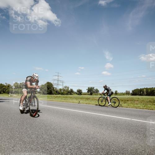 07.09.2025 - 19. Norderstedt Triathlon Michael Burmester http://msf.ph/oto/8851683 07.09.2025 14:28:07 Radfahren 474, 981, 1006, 1008, 1015 meine-sportfotos.de