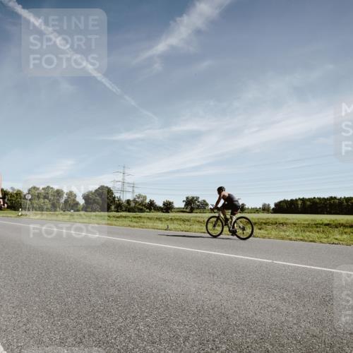 07.09.2025 - 19. Norderstedt Triathlon Michael Burmester http://msf.ph/oto/8851692 07.09.2025 11:26:06 Radfahren 1185 meine-sportfotos.de