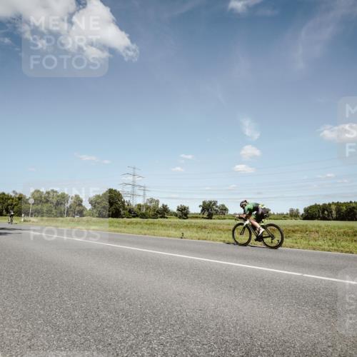 07.09.2025 - 19. Norderstedt Triathlon Michael Burmester http://msf.ph/oto/8851694 07.09.2025 14:28:10 Radfahren 981, 1006, 1015, 1036, 1040 meine-sportfotos.de