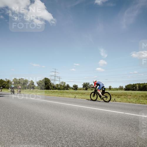 07.09.2025 - 19. Norderstedt Triathlon Michael Burmester http://msf.ph/oto/8851705 07.09.2025 14:28:14 Radfahren 1036, 1040, 1459 meine-sportfotos.de