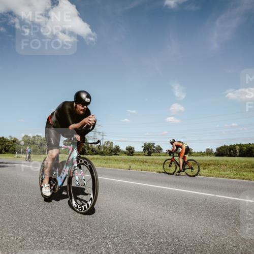 07.09.2025 - 19. Norderstedt Triathlon Michael Burmester http://msf.ph/oto/8851708 07.09.2025 14:28:16 Radfahren 1459 meine-sportfotos.de