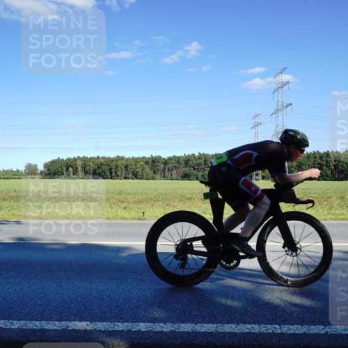 07.09.2025 - 19. Norderstedt Triathlon Michael Burmester http://msf.ph/oto/8851711 07.09.2025 15:45:17 Radfahren 548, 939, 1546 meine-sportfotos.de
