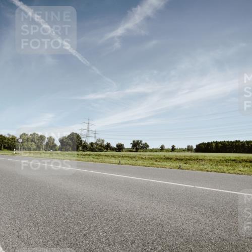 07.09.2025 - 19. Norderstedt Triathlon Michael Burmester http://msf.ph/oto/8851738 07.09.2025 11:26:29 Radfahren 306 meine-sportfotos.de