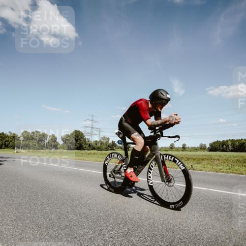 07.09.2025 - 19. Norderstedt Triathlon Michael Burmester http://msf.ph/oto/8851750 07.09.2025 14:28:51 Radfahren 393, 964, 1034 meine-sportfotos.de