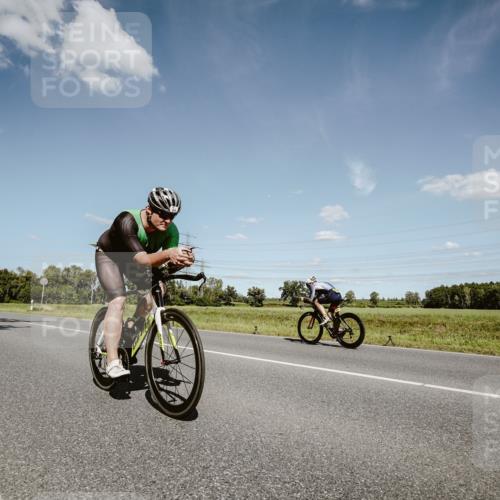 07.09.2025 - 19. Norderstedt Triathlon Michael Burmester http://msf.ph/oto/8851753 07.09.2025 14:28:52 Radfahren 393, 964, 1013, 1027, 1034 meine-sportfotos.de