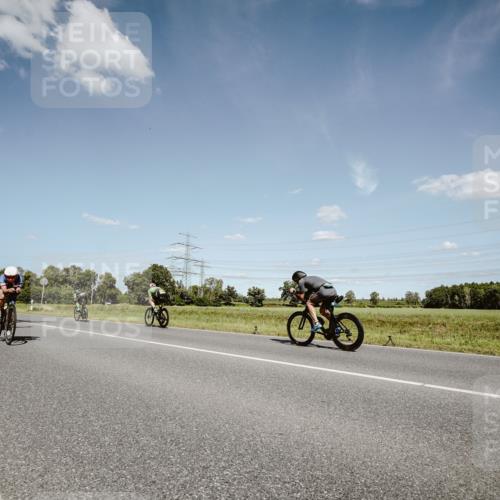 07.09.2025 - 19. Norderstedt Triathlon Michael Burmester http://msf.ph/oto/8851777 07.09.2025 14:28:58 Radfahren 478, 971, 1013, 1027 meine-sportfotos.de
