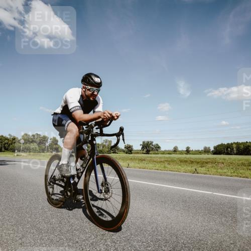 07.09.2025 - 19. Norderstedt Triathlon Michael Burmester http://msf.ph/oto/8851787 07.09.2025 14:29:06 Radfahren 364, 373, 391, 463, 1467 meine-sportfotos.de