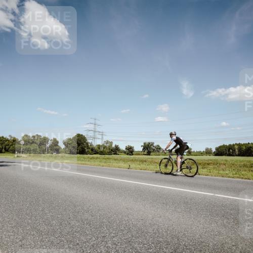 07.09.2025 - 19. Norderstedt Triathlon Michael Burmester http://msf.ph/oto/8851812 07.09.2025 14:29:17 Radfahren 1408, 1493 meine-sportfotos.de