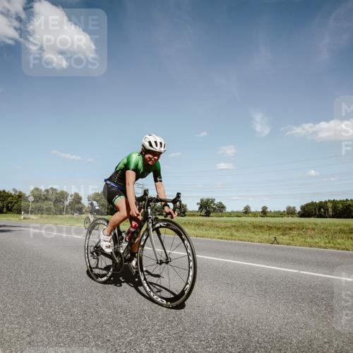 07.09.2025 - 19. Norderstedt Triathlon Michael Burmester http://msf.ph/oto/8851815 07.09.2025 14:29:18 Radfahren 1493 meine-sportfotos.de