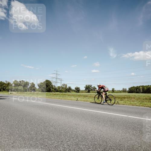 07.09.2025 - 19. Norderstedt Triathlon Michael Burmester http://msf.ph/oto/8851826 07.09.2025 14:29:28 Radfahren 1031 meine-sportfotos.de