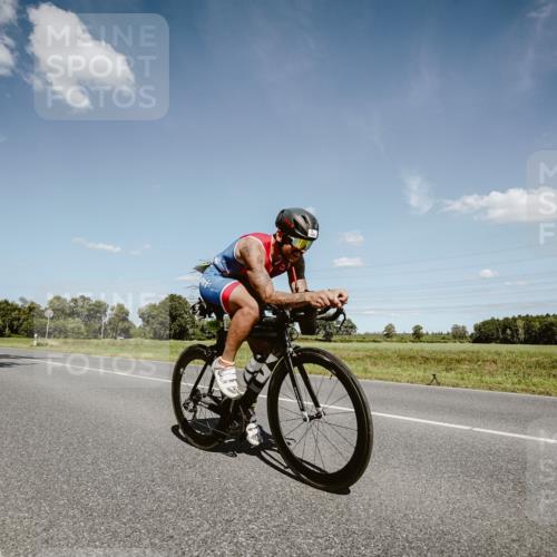 07.09.2025 - 19. Norderstedt Triathlon Michael Burmester http://msf.ph/oto/8851848 07.09.2025 14:29:38 Radfahren 1020, 1038 meine-sportfotos.de