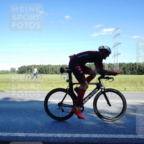 07.09.2025 - 19. Norderstedt Triathlon Michael Burmester http://msf.ph/oto/8851852 07.09.2025 15:46:40 Radfahren 526, 536 meine-sportfotos.de