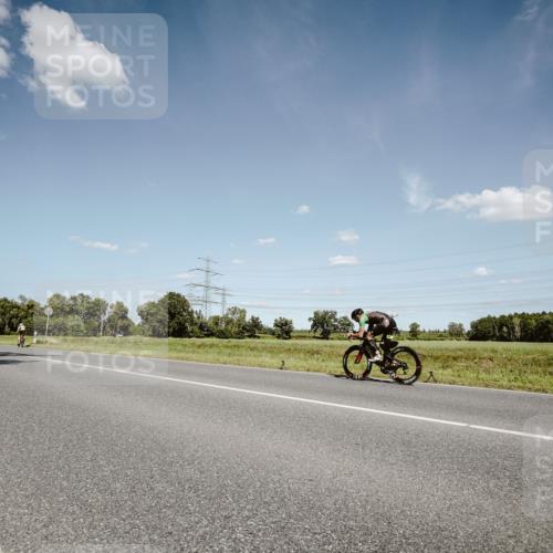07.09.2025 - 19. Norderstedt Triathlon Michael Burmester http://msf.ph/oto/8851855 07.09.2025 14:29:44 Radfahren 427, 876 meine-sportfotos.de
