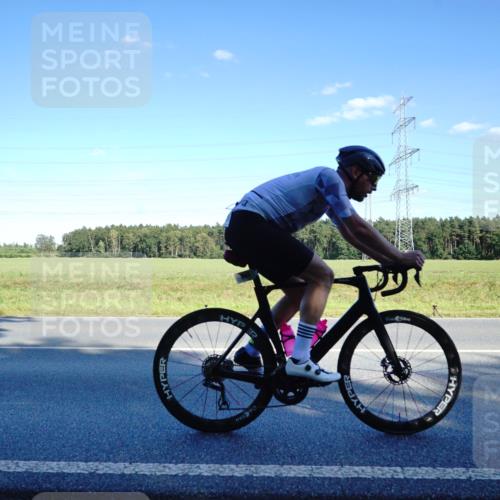 07.09.2025 - 19. Norderstedt Triathlon Michael Burmester http://msf.ph/oto/8851873 07.09.2025 15:46:58 Radfahren 943, 1080, 1529 meine-sportfotos.de