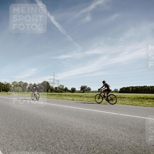 07.09.2025 - 19. Norderstedt Triathlon Michael Burmester http://msf.ph/oto/8851927 07.09.2025 11:28:21 Radfahren  meine-sportfotos.de