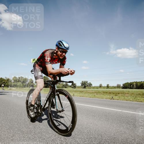 07.09.2025 - 19. Norderstedt Triathlon Michael Burmester http://msf.ph/oto/8851932 07.09.2025 14:30:32 Radfahren 959 meine-sportfotos.de
