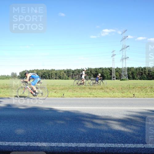 07.09.2025 - 19. Norderstedt Triathlon Michael Burmester http://msf.ph/oto/8851936 07.09.2025 15:47:32 Radfahren 464, 529 meine-sportfotos.de