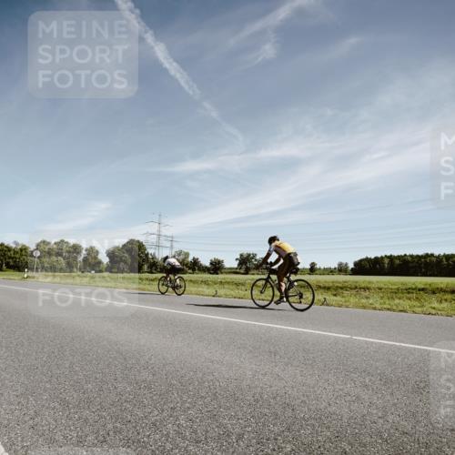 07.09.2025 - 19. Norderstedt Triathlon Michael Burmester http://msf.ph/oto/8851941 07.09.2025 11:28:38 Radfahren 704 meine-sportfotos.de