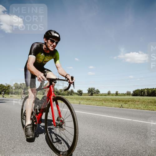 07.09.2025 - 19. Norderstedt Triathlon Michael Burmester http://msf.ph/oto/8851946 07.09.2025 14:30:39 Radfahren 1022, 1483 meine-sportfotos.de