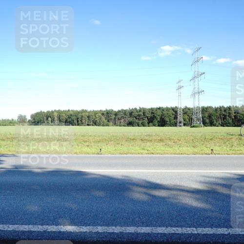 07.09.2025 - 19. Norderstedt Triathlon Michael Burmester http://msf.ph/oto/8851947 07.09.2025 15:47:40 Radfahren 412, 927, 1415, 1419, 1544 meine-sportfotos.de