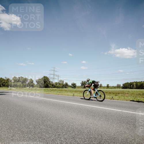 07.09.2025 - 19. Norderstedt Triathlon Michael Burmester http://msf.ph/oto/8851950 07.09.2025 14:30:41 Radfahren 989, 1022, 1483 meine-sportfotos.de