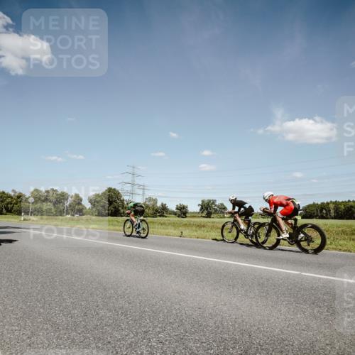 07.09.2025 - 19. Norderstedt Triathlon Michael Burmester http://msf.ph/oto/8851953 07.09.2025 14:30:42 Radfahren 989, 1022 meine-sportfotos.de