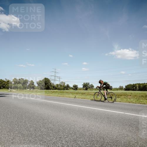 07.09.2025 - 19. Norderstedt Triathlon Michael Burmester http://msf.ph/oto/8851968 07.09.2025 14:30:48 Radfahren 444, 1000 meine-sportfotos.de