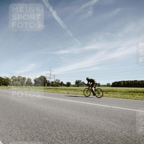07.09.2025 - 19. Norderstedt Triathlon Michael Burmester http://msf.ph/oto/8851969 07.09.2025 11:29:07 Radfahren  meine-sportfotos.de