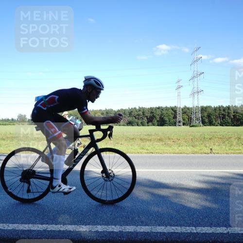 07.09.2025 - 19. Norderstedt Triathlon Michael Burmester http://msf.ph/oto/8851975 07.09.2025 15:47:55 Radfahren 414 meine-sportfotos.de