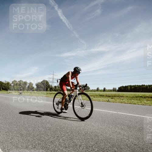 07.09.2025 - 19. Norderstedt Triathlon Michael Burmester http://msf.ph/oto/8852013 07.09.2025 11:29:25 Radfahren 1196, 1228 meine-sportfotos.de