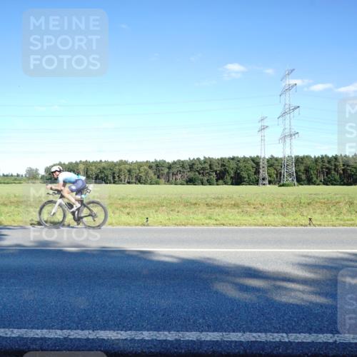 07.09.2025 - 19. Norderstedt Triathlon Michael Burmester http://msf.ph/oto/8852019 07.09.2025 15:48:13 Radfahren 381, 425, 1073 meine-sportfotos.de