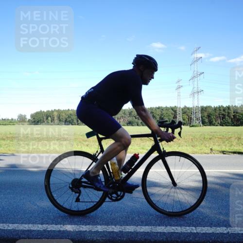 07.09.2025 - 19. Norderstedt Triathlon Michael Burmester http://msf.ph/oto/8852034 07.09.2025 15:48:23 Radfahren 1064, 1516 meine-sportfotos.de