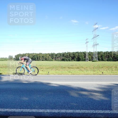 07.09.2025 - 19. Norderstedt Triathlon Michael Burmester http://msf.ph/oto/8852063 07.09.2025 15:48:47 Radfahren 516, 1405, 1412 meine-sportfotos.de