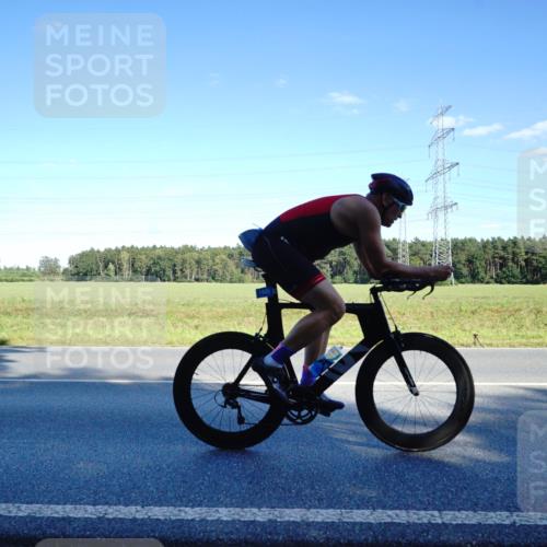 07.09.2025 - 19. Norderstedt Triathlon Michael Burmester http://msf.ph/oto/8852068 07.09.2025 15:48:49 Radfahren 384, 516, 522, 1405 meine-sportfotos.de