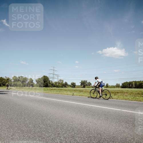 07.09.2025 - 19. Norderstedt Triathlon Michael Burmester http://msf.ph/oto/8852081 07.09.2025 14:31:42 Radfahren  meine-sportfotos.de