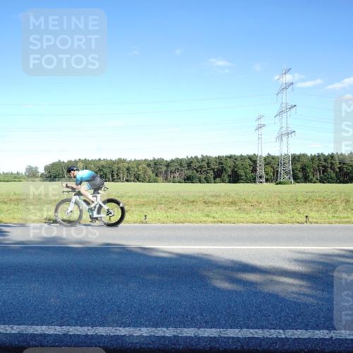 07.09.2025 - 19. Norderstedt Triathlon Michael Burmester http://msf.ph/oto/8852091 07.09.2025 15:48:59 Radfahren 405, 1593 meine-sportfotos.de