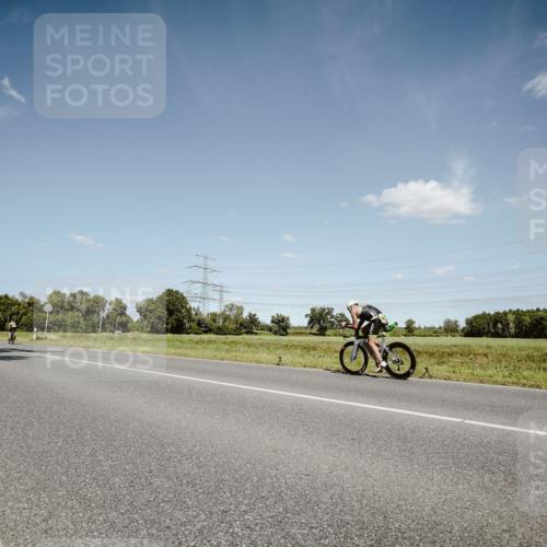 07.09.2025 - 19. Norderstedt Triathlon Michael Burmester http://msf.ph/oto/8852109 07.09.2025 14:31:56 Radfahren 1005 meine-sportfotos.de