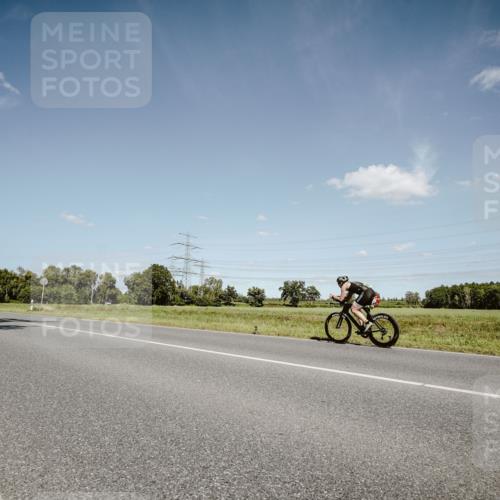 07.09.2025 - 19. Norderstedt Triathlon Michael Burmester http://msf.ph/oto/8852112 07.09.2025 14:32:02 Radfahren  meine-sportfotos.de