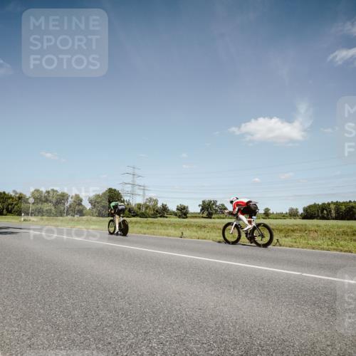 07.09.2025 - 19. Norderstedt Triathlon Michael Burmester http://msf.ph/oto/8852123 07.09.2025 14:32:11 Radfahren 1501 meine-sportfotos.de