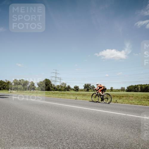 07.09.2025 - 19. Norderstedt Triathlon Michael Burmester http://msf.ph/oto/8852130 07.09.2025 14:32:18 Radfahren  meine-sportfotos.de