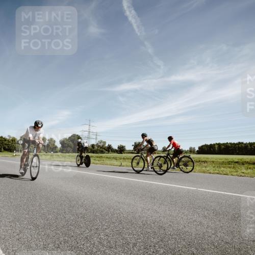 07.09.2025 - 19. Norderstedt Triathlon Michael Burmester http://msf.ph/oto/8852135 07.09.2025 11:31:04 Radfahren 284, 787, 862, 1190, 1208, 1363 meine-sportfotos.de