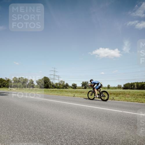 07.09.2025 - 19. Norderstedt Triathlon Michael Burmester http://msf.ph/oto/8852151 07.09.2025 14:32:37 Radfahren  meine-sportfotos.de