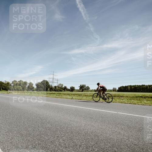 07.09.2025 - 19. Norderstedt Triathlon Michael Burmester http://msf.ph/oto/8852160 07.09.2025 11:31:20 Radfahren 1179, 1211 meine-sportfotos.de