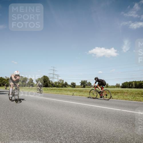 07.09.2025 - 19. Norderstedt Triathlon Michael Burmester http://msf.ph/oto/8852175 07.09.2025 14:32:50 Radfahren 1025, 1503 meine-sportfotos.de