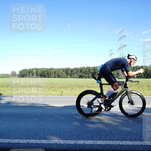 07.09.2025 - 19. Norderstedt Triathlon Michael Burmester http://msf.ph/oto/8852181 07.09.2025 15:50:09 Radfahren 403, 1068, 1424 meine-sportfotos.de